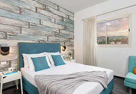 Metulla Travel Hotel    